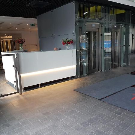 Apartament Towarowa 37 Poznan Luaran gambar