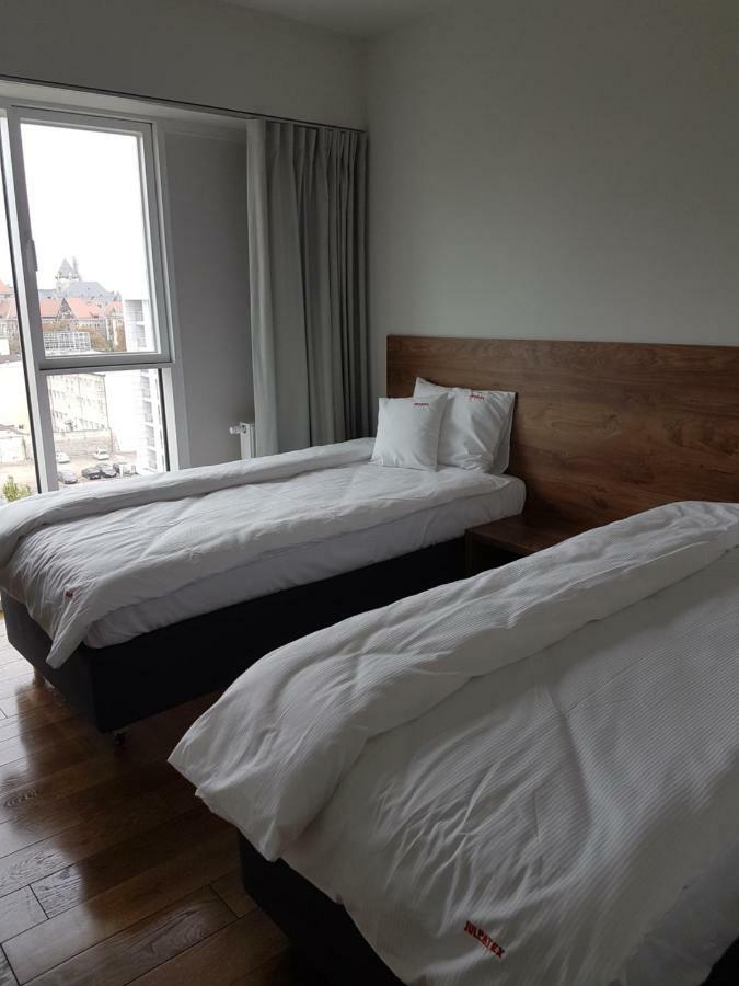 Apartament Towarowa 37 Poznan Luaran gambar