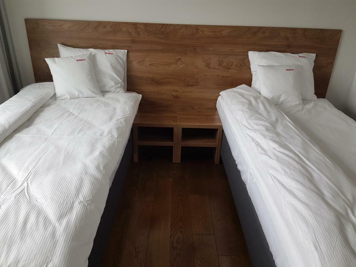 Apartament Towarowa 37 Poznan Luaran gambar