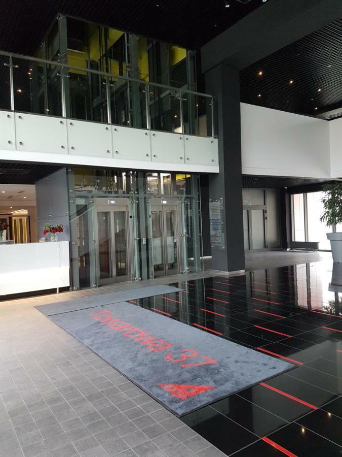 Apartament Towarowa 37 Poznan Luaran gambar