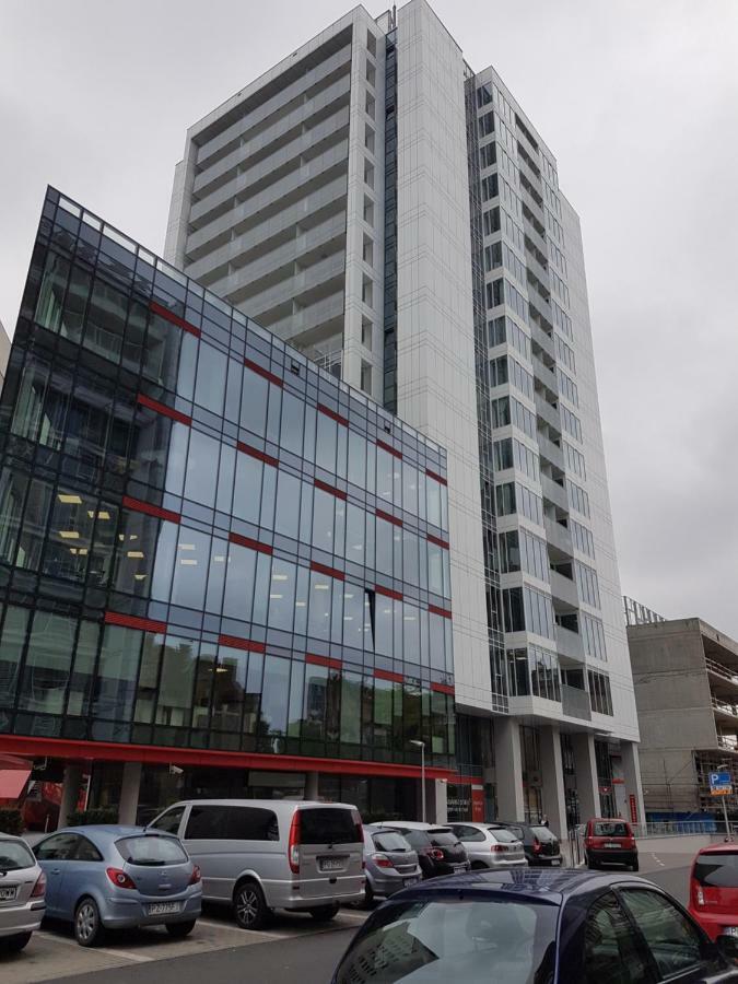 Apartament Towarowa 37 Poznan Luaran gambar