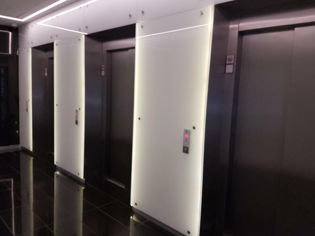 Apartament Towarowa 37 Poznan Luaran gambar