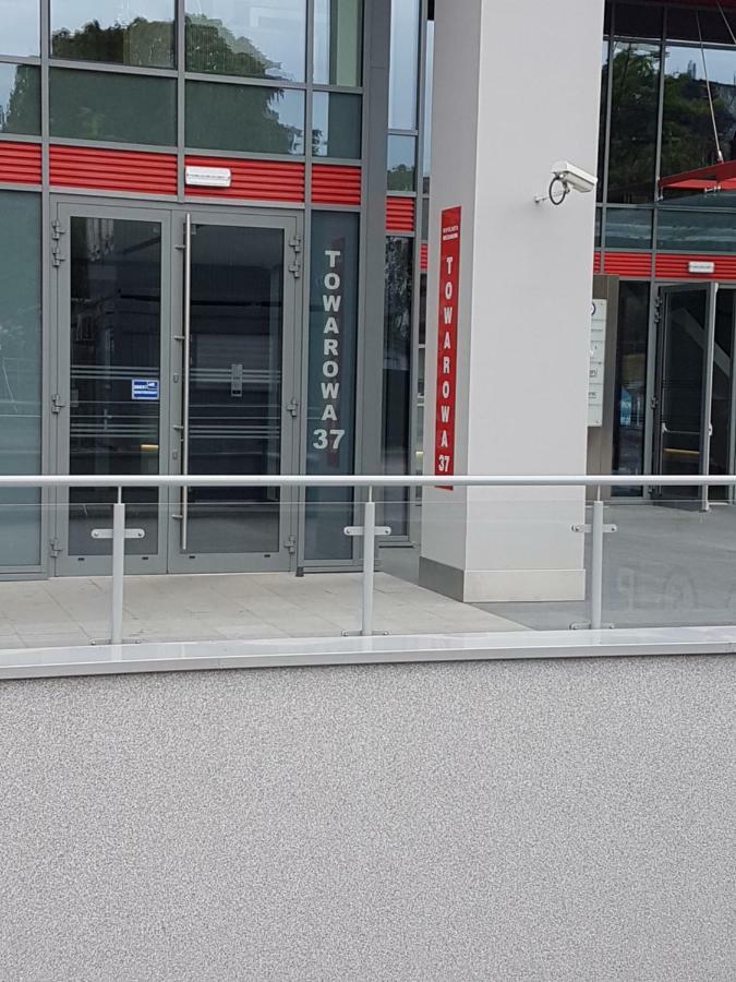 Apartament Towarowa 37 Poznan Luaran gambar